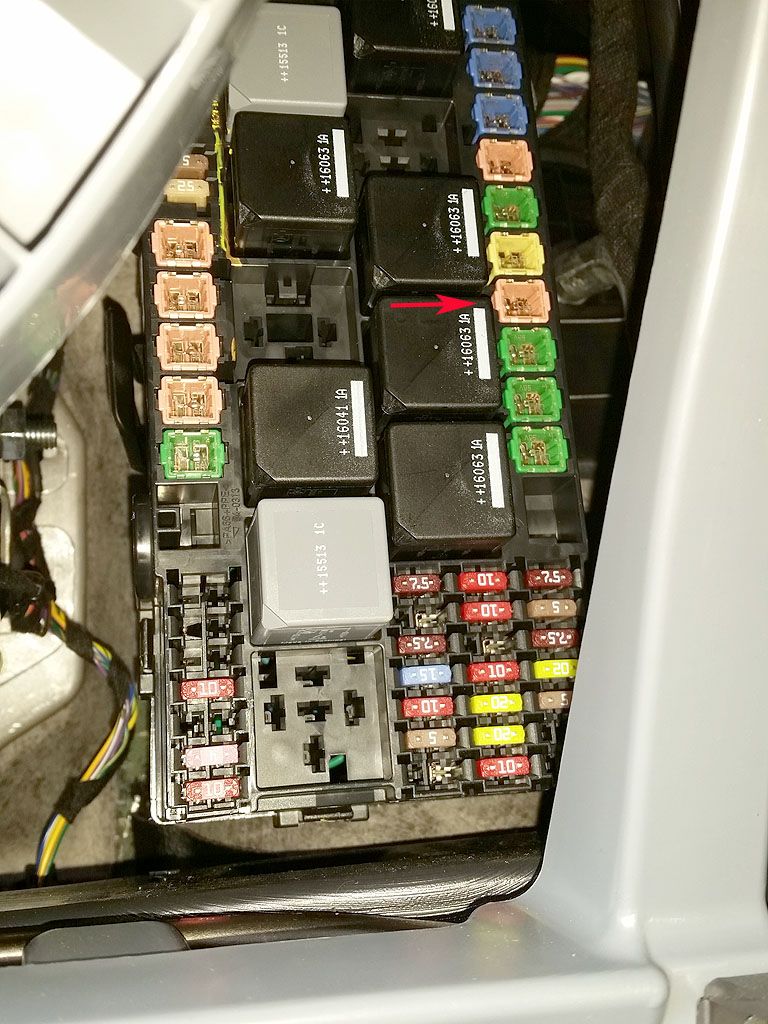 How to remove the low profile Jcase fuses? - Ford Transit USA Forum